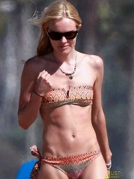 Кейт Босуорт в купальнике на пляже - 20