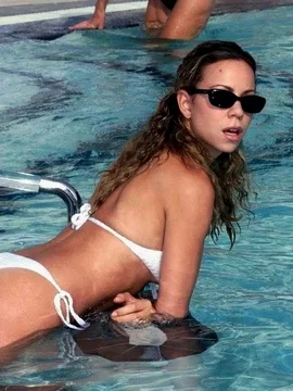 Мэрайя Кэри в нижнем белье или купальнике - 56