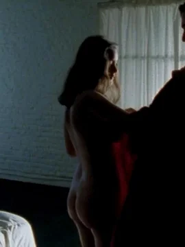 Голая Марион Котийяр в кино - 17