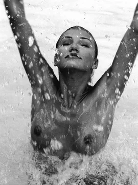 Голая грудь Кэмерон Диас - 73