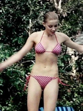 Эмбер Херд в купальнике - 19