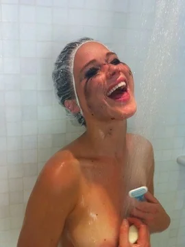 Украденные домашние фото голой Дженнифер Лоуренс - 60