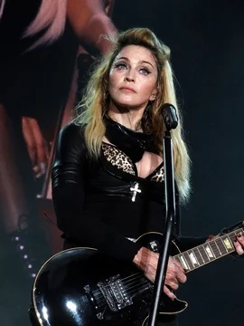 Горячие фото Мадонны - 02