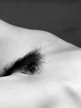 Полностью голая Мадонна - 73