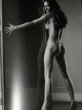 Голая Деми Мур - 21