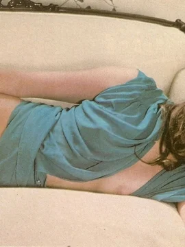 Голая Деми Мур - 76