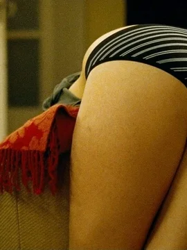 Голая Элизабет Олсен - 10