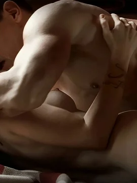 Голая Элизабет Олсен - 34