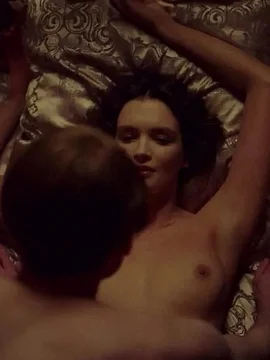 Голая Паулина Андреева в кино - 57