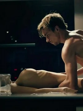 Голая Паулина Андреева в кино - 59