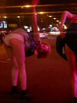 Голая Александра Бортич в кино - 21