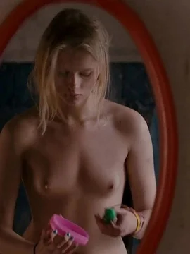 Голая Александра Бортич в кино - 30