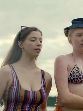 Голая Полина Гухман в кино - 35