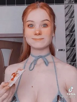 Даша Дошик в нижнем белье или купальнике - 23