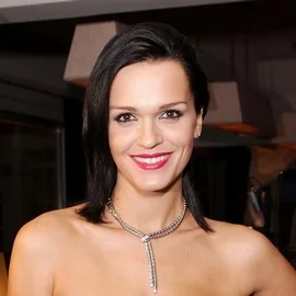 Настя Сланевская