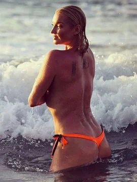 Анастасия Волочкова в купальнике - 34