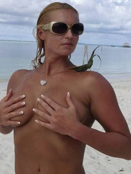 Эротическая фотосессия Анастасии Волочковой на пляже - 65